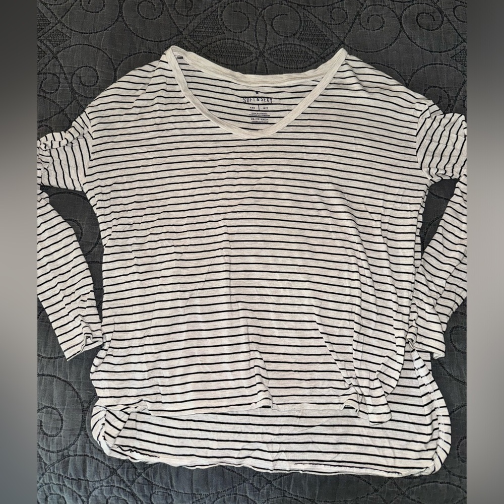 american eagle soft and sexy tee cream and black striped